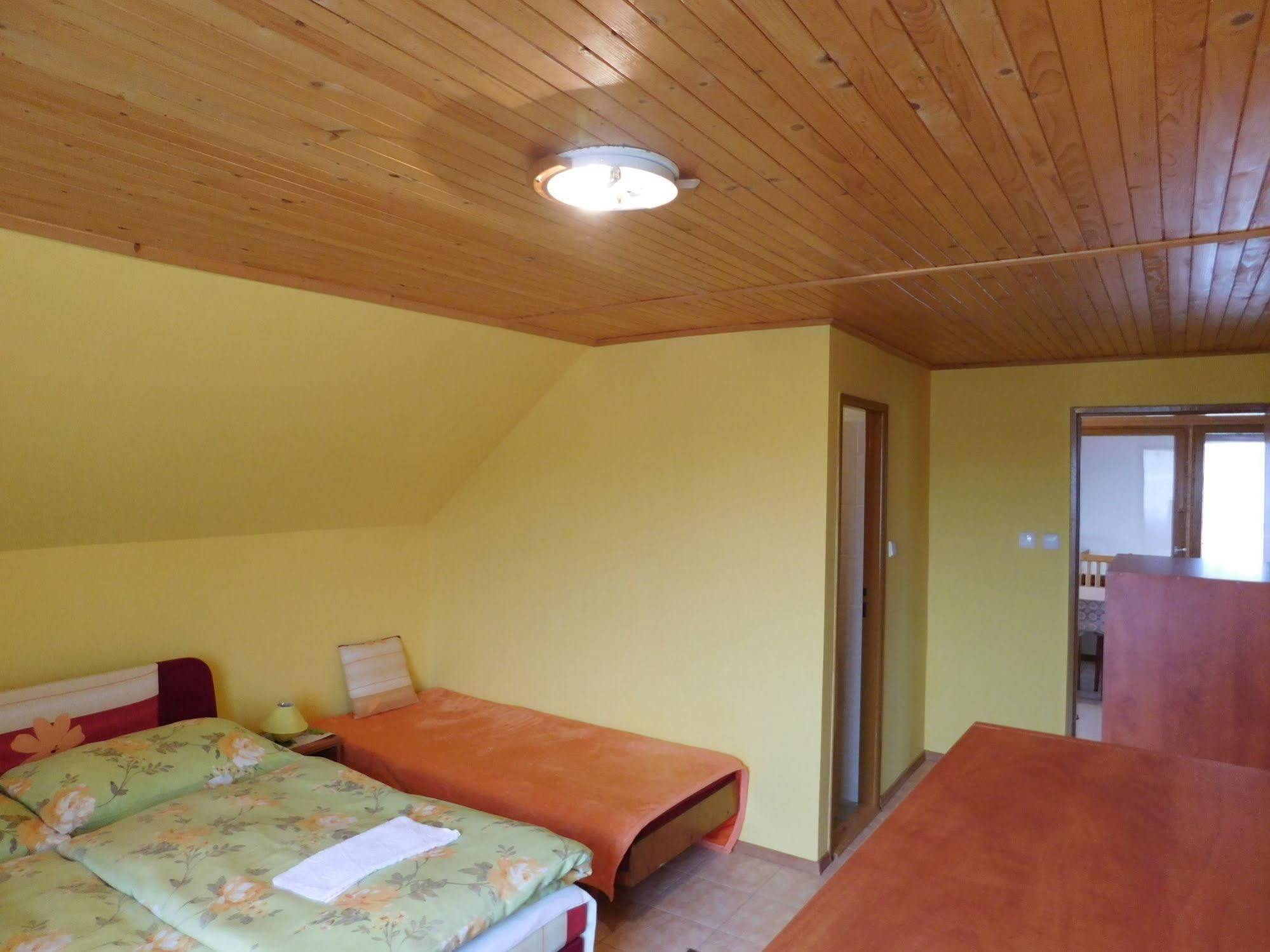 Apartmany Tania Závažná Poruba Exterior foto